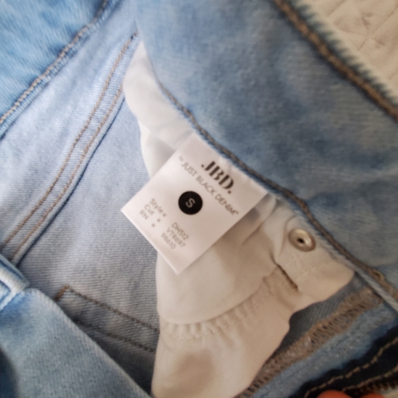 JBD Jean Shorts - light washed Jean - Picture 5 of 6